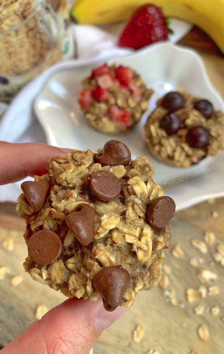 Healthy 3 Ingredient Banana Oat Muffins (plus the mix-ins of your choice) -- the perfect on the go snack idea for kids! Great for toddlers. No sugar, no flour, no eggs and vegan friendly. Fast and simple to make. 