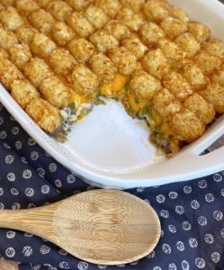 tater tot casserole with ground beef and broccoli