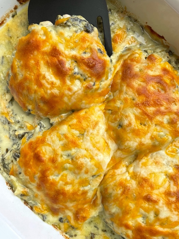 Yummy baked chicken dinner recipe! Cheesy, low carb, and so easy to make with three ingredients. 