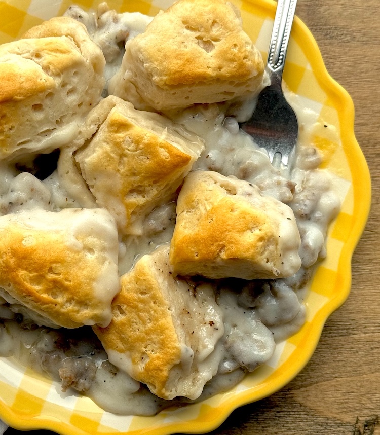 Close up view of a delicious comfort food breakfast for family gatherings. Easy and quick to make with just a few budget ingredients. 